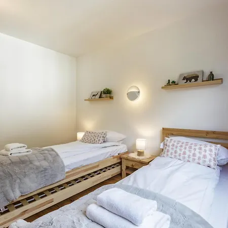 Appartement Plein Sud - 2ch Vue Mt Parking Balcon Calme Chamonix