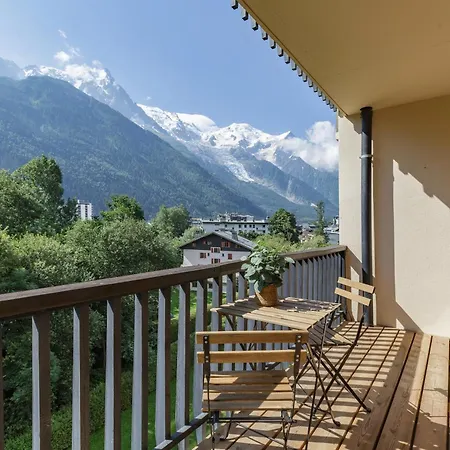 Appartement Plein Sud - 2ch Vue Mt Parking Balcon Calme Chamonix